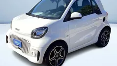 Bianco pastello Usata 2021 Smart ForTwo Electric Drive Passion Tre volumi | 14.500 € (Buon prezzo)