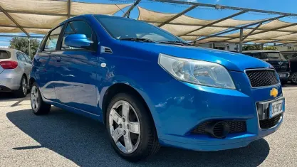 Usata Chevrolet Aveo 82 CV (60 kW) 2009 Blu Berlina
