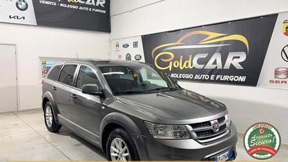 Usata Fiat Freemont 140 CV (102 kW) 2013 Grigio SUV