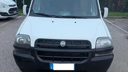 Usata Fiat Doblò 69 CV (50 kW) 2005 Bianco Monovolume