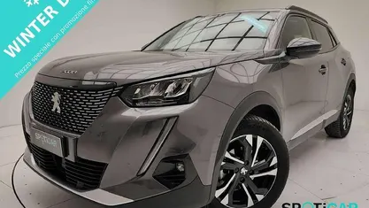 Grigio Usata 2022 Peugeot 2008 Allure SUV | 17.986 € (Buon prezzo)