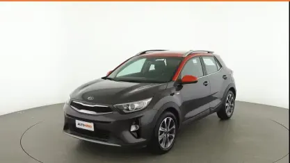 Usata Kia Stonic Style 101 CV (74 kW) 2019 Grigio SUV
