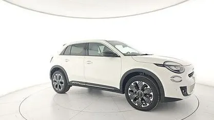 Usata Fiat 600 La Prima 110 CV (80 kW) 2025 Bianco SUV