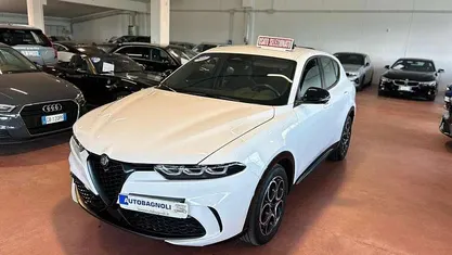Bianco Usata 2024 Alfa Romeo Tonale Sprint SUV | 31.200 € (Buon prezzo)