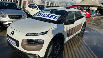 Usata Citroën C4 PureTech 100 CV (73 kW) 2015 Bianco SUV