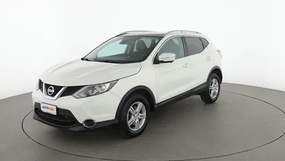 Usata Nissan Qashqai Tekna 116 CV (85 kW) 2016 Bianco SUV