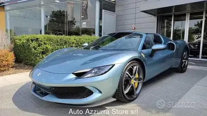 Usata Ferrari 296 830 CV (610 kW) 2023 Cabrio