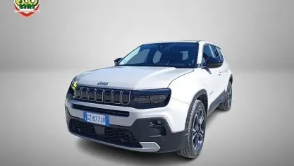 Begagnad Jeep Avenger Summit 101 HK (74 kW) 2025 Beige SUV