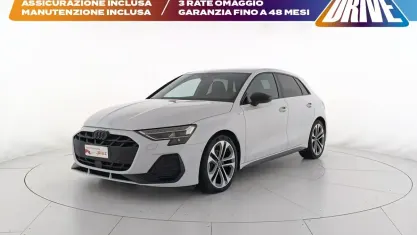 Usata Audi A3 S-Line 150 CV (110 kW) 2025 Bianco ghiacciaio metallizzato Berlina