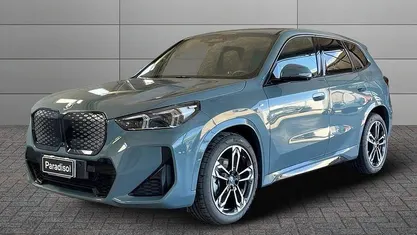 Usata BMW iX1 M Sport 150 kW (204 CV) 2024 Verde SUV
