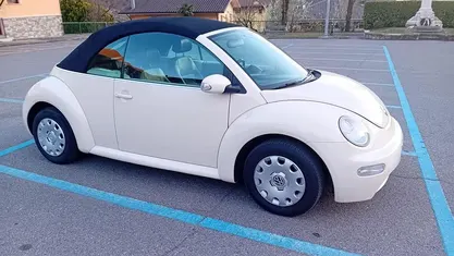 Usata VW New Beetle 101 CV (74 kW) 2004 Utilitaria