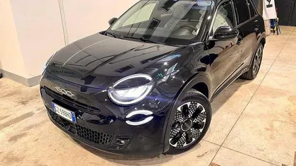 Usata Fiat 600 La Prima 101 CV (74 kW) 2025 SUV