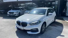 Alpin white pastello Usata 2022 BMW 116 Advantage Due volumi | 25.000 € (Buon prezzo)