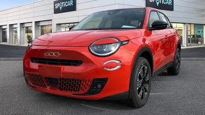 Nuova Fiat 600 Icon 145 CV (106 kW) 2025 Arancione SUV