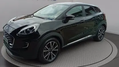 Usata Ford Puma Titanium 125 CV (91 kW) 2023 Agate black SUV