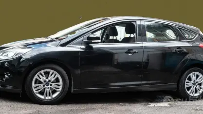 Usata Ford Focus S 125 CV (91 kW) 2012 Nero Station wagon