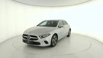 Usata Mercedes A180 136 CV (100 kW) 2022 Argento Berlina