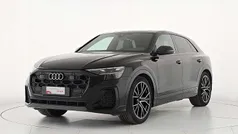 Usata 2024 Audi Q8 S-Line SUV | 83.800 €