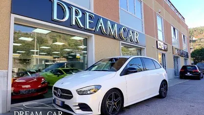 Usata 2022 Mercedes B180 Premium Monovolume | 25.990 € (Buon prezzo)