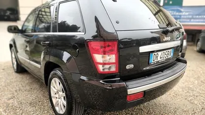 Usata Jeep Grand Cherokee Overland 218 CV (160 kW) 2008 SUV