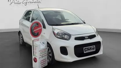 Bianco Usata 2016 Kia Picanto Due volumi | 4900 € (Buon prezzo)