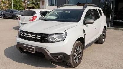 Usata Dacia Duster Journey 116 CV (85 kW) 2023 Bianco SUV