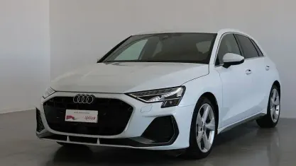 Usata Audi A3 S-Line 150 CV (110 kW) 2024 Bianco ghiaccio metallizzato Berlina