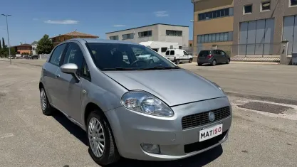 Usata Fiat Grande Punto 65 CV (47 kW) 2007 Grigio Utilitaria