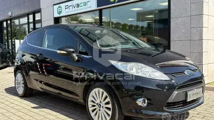 Usata Ford Fiesta Titanium 97 CV (71 kW) 2009 Nero Utilitaria