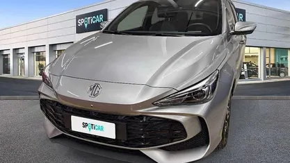 Grigio Usata 2024 MG MG3 Luxury Due volumi | 18.550 € (Buon prezzo)