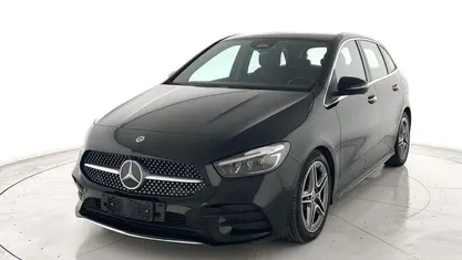 Usata Mercedes 200 AMG Line Premium 150 CV (110 kW) 2024 Nero