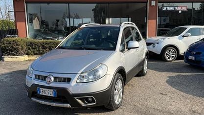 Usata Fiat Sedici 120 CV (88 kW) 2010 Grigio SUV