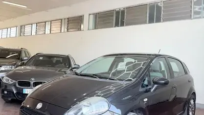Usata Fiat Grande Punto Sport 95 CV (69 kW) 2012 Nero Utilitaria