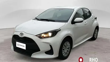 Usata 2025 Toyota Yaris Hybrid Active Berlina | 20.900 € (Buon prezzo)