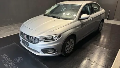 Usata Fiat Tipo Easy 120 CV (88 kW) 2017 Argento Berlina