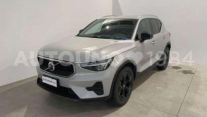 Usado Volvo XC40 Core 163 CV (119 kW) 2022 Plateado SUV