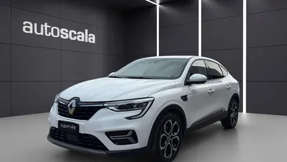 Usata Renault Arkana Intens 145 CV (106 kW) 2022 Bianco SUV
