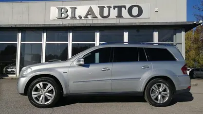 Begagnad Mercedes GL350 265 HK (194 kW) 2011 Silver SUV