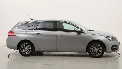 Usata Peugeot 308 SW Allure 131 CV (96 kW) 2021 Station wagon