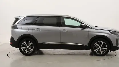 Usata Peugeot 5008 Allure 131 CV (96 kW) 2023 SUV