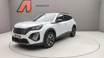 Usata Peugeot 2008 Allure 101 CV (74 kW) 2025 SUV