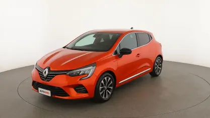 Usata Renault Clio V Techno 140 CV (102 kW) 2023 Arancio