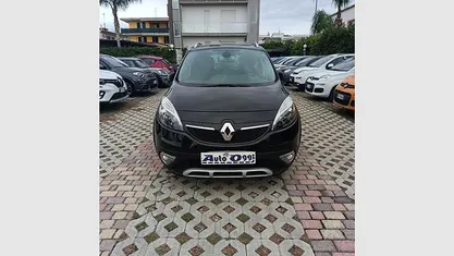 Nero Usata 2014 Renault Scénic III XMOD Monovolume | 7300 € (Cara)