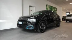 Nero Usata 2022 Citroën e-C4 Feel Tre volumi | 23.500 € (Buon prezzo)