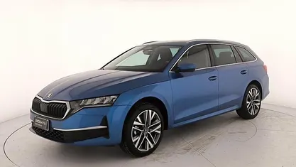 Nuova Skoda Octavia Style 116 CV (85 kW) 2025 Blu race metallizzato Station wagon