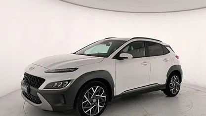 Usado Hyundai Kona 120 CV (88 kW) 2023 Blanco SUV