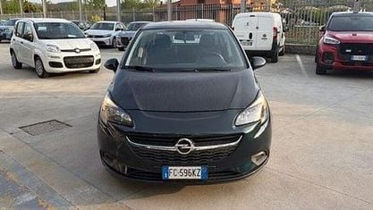 Begagnad Opel Corsa Cosmo 90 HK (66 kW) 2016 Grön Halvkombi