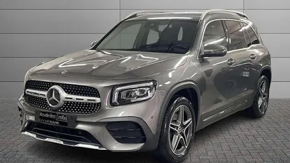 Usata Mercedes GLB200 Premium 150 CV (110 kW) 2023 Grigio montagna SUV