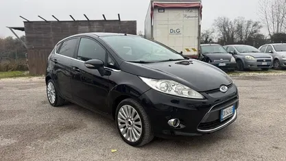 Usata Ford Fiesta Titanium 68 CV (50 kW) 2009 Berlina