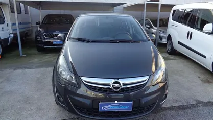 Usata Opel Corsa 75 CV (55 kW) 2014 Utilitaria
